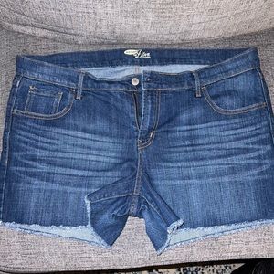 EUC- Old Navy Jean shorts SZ 16